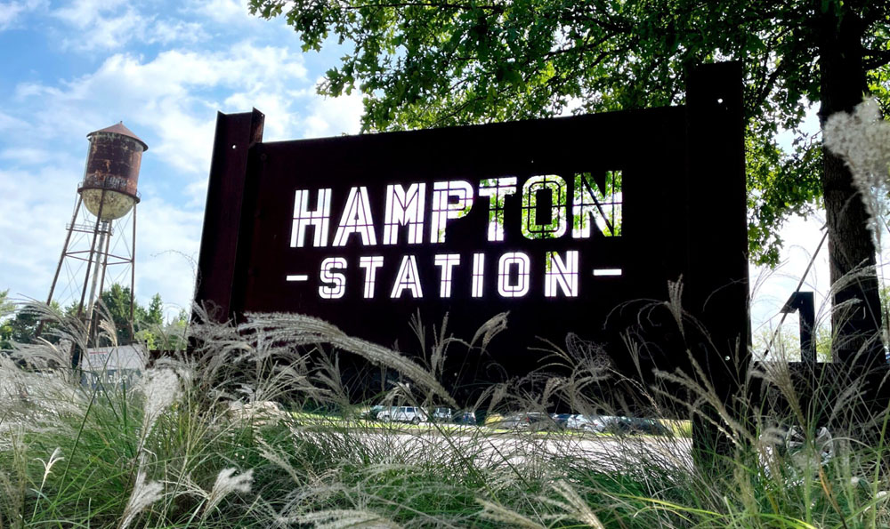 Hampton station nearby